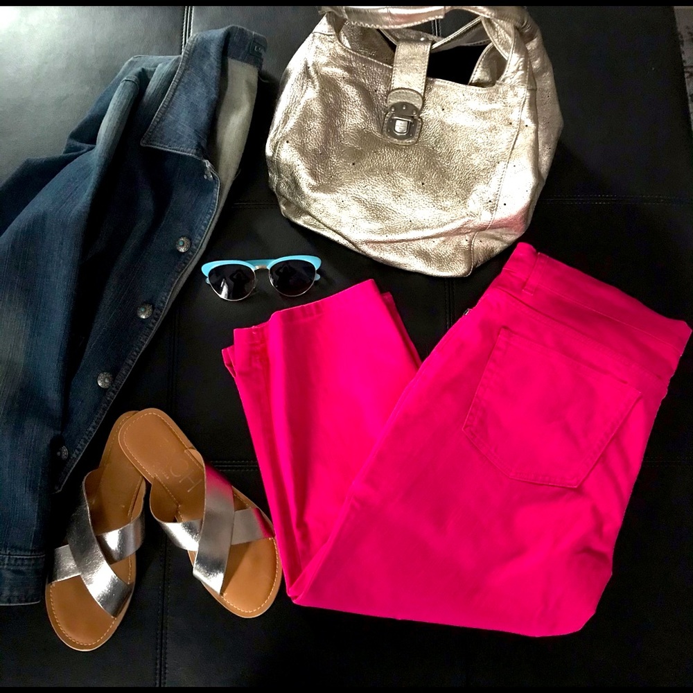 (Video) Chaps Pink Denim Capris size 12